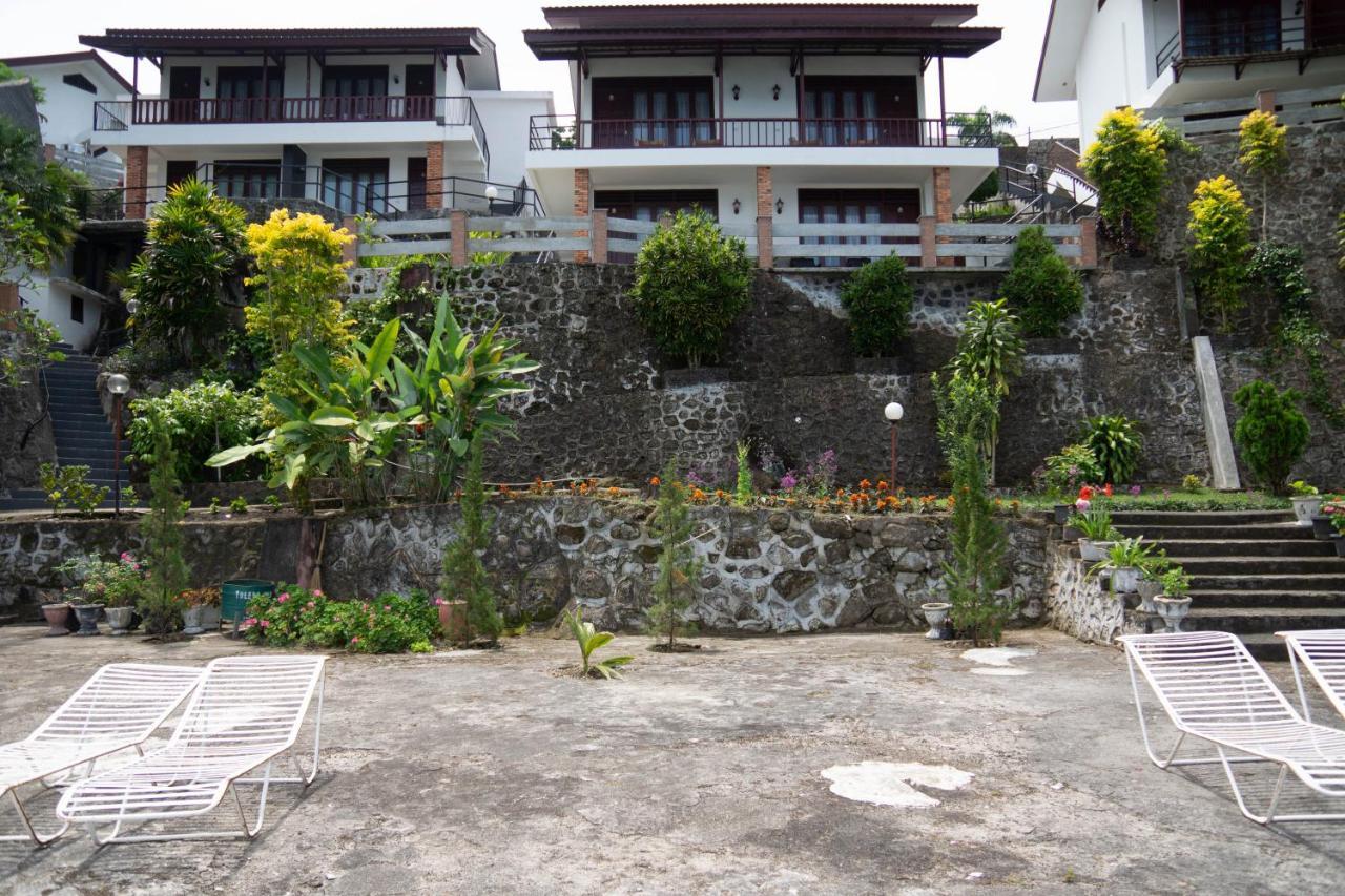 Toledo Inn Tuk Tuk Exterior photo